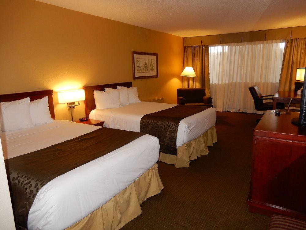 Clarion Hotel Milwaukee Airport Exteriör bild
